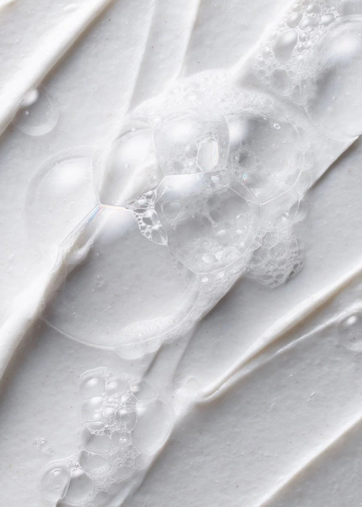 Rozaje barrier cleanser foam close up 